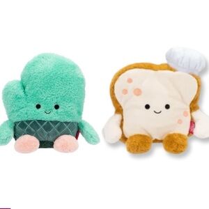 BumBumz by Russ BakerBumz Set of Omar Oven Mitt & Barb Bread Plush Toy NEW